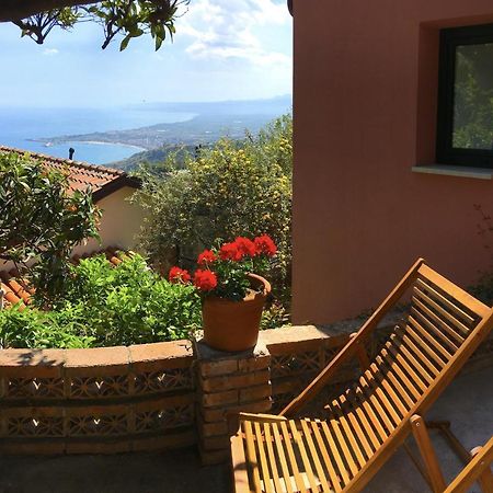 Margot'S House Taormina Exterior foto